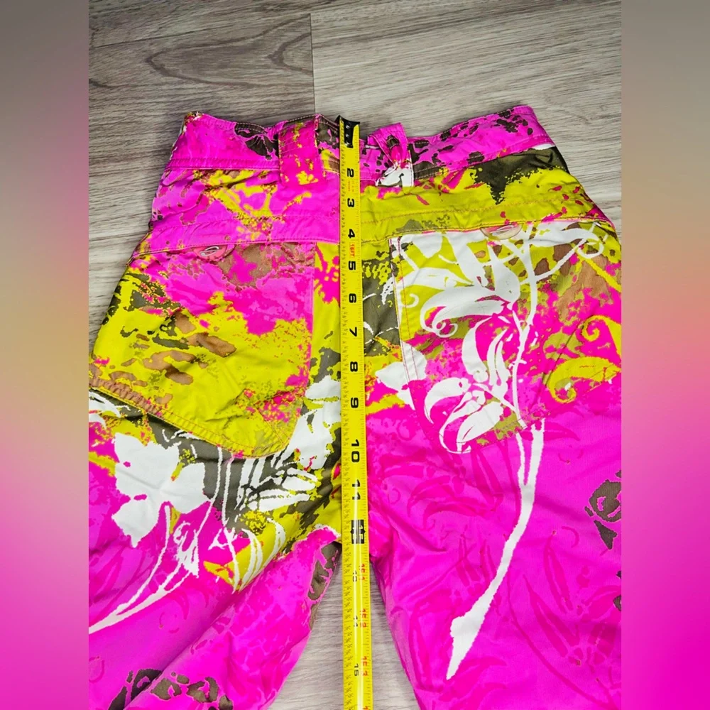 Obermeyer girls size 10 pink/green/wht insulated waterproof snow pants MSRP $140